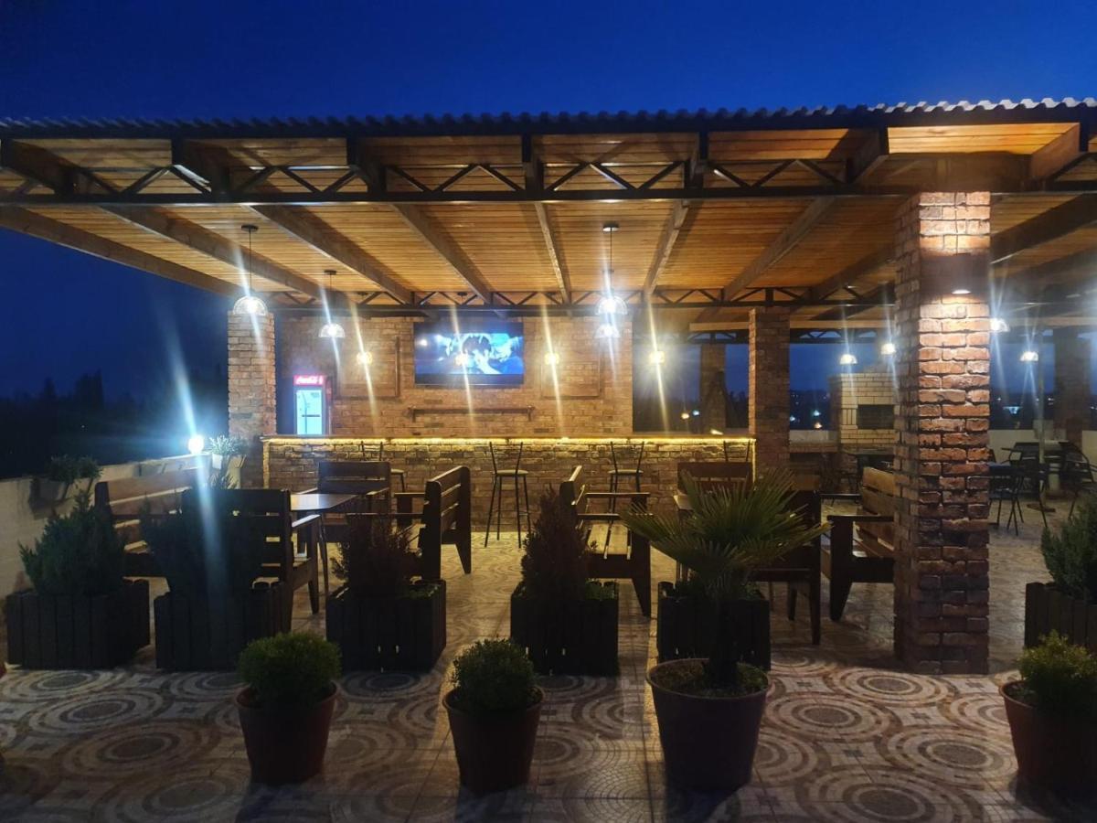 Hotel Sanzazila Gudauta Exteriér fotografie